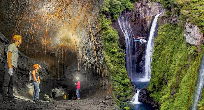 Activités à la Réunion : tunnel de lave et vol en hélicoptère