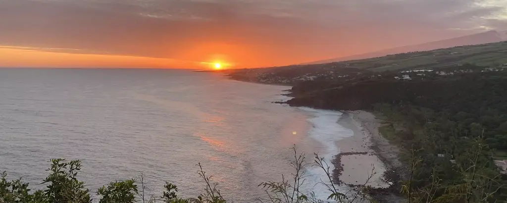 Coucher de soleil sur la plage de Grand Anse en amoureux 