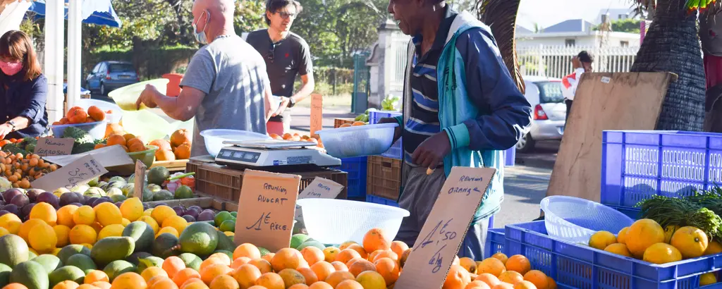 L'abondant marché de Saint-Paul à la Réunion