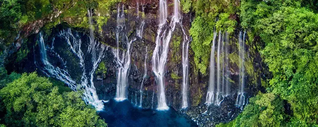 Cascade Grand Galet dans le sud sauvage 