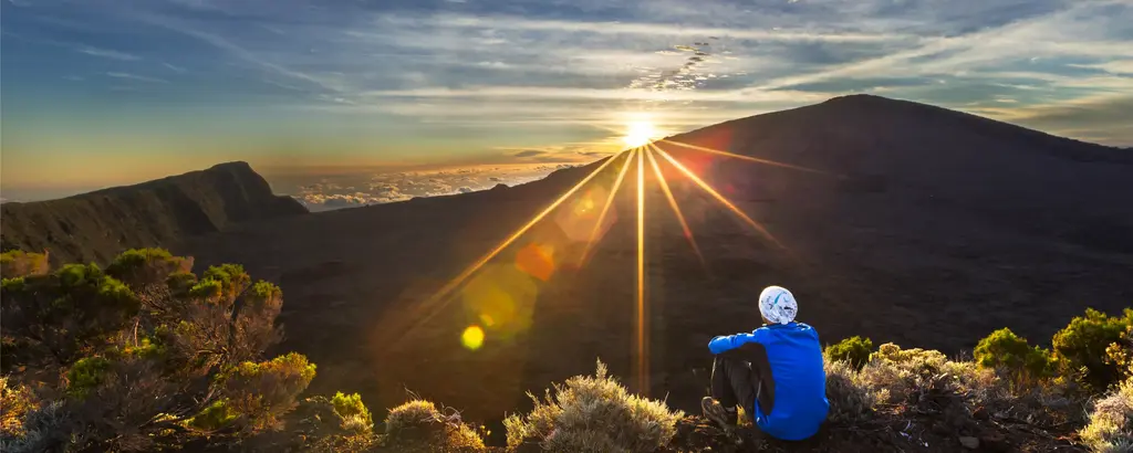 Randonnée au Piton de la Fournaise au levée du soleil